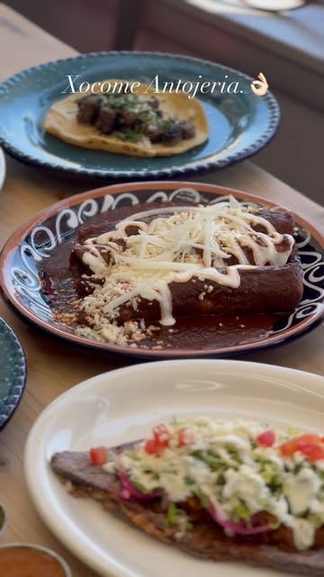 Plates of antojitos